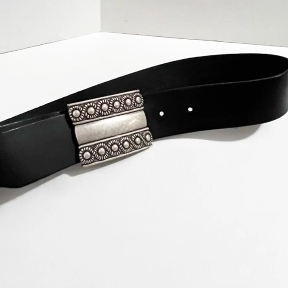 ESCADA Women’s Brushed Silver Floral Buckle with Wide Black Leather Belt VTG main image 9